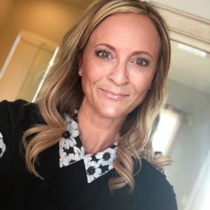 Meet your Posher, Carrie